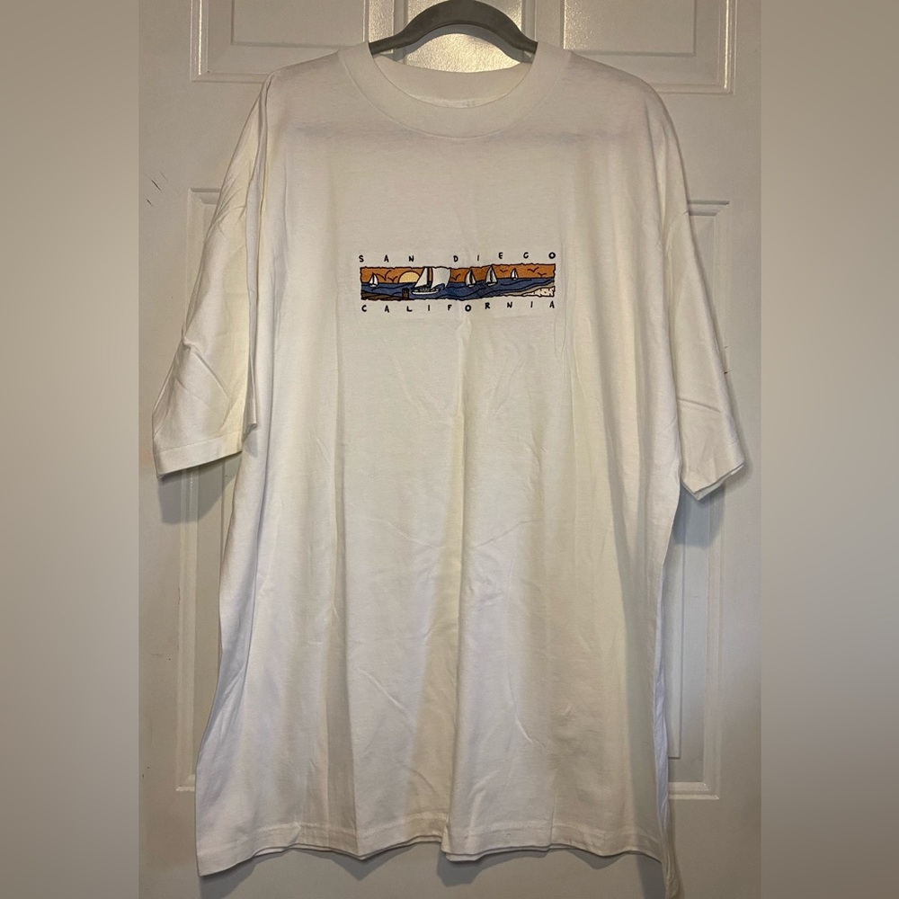 Desert Heat San Diego VTG Single Stitch Tee Sz XXL 100 Cotton White Embroidered